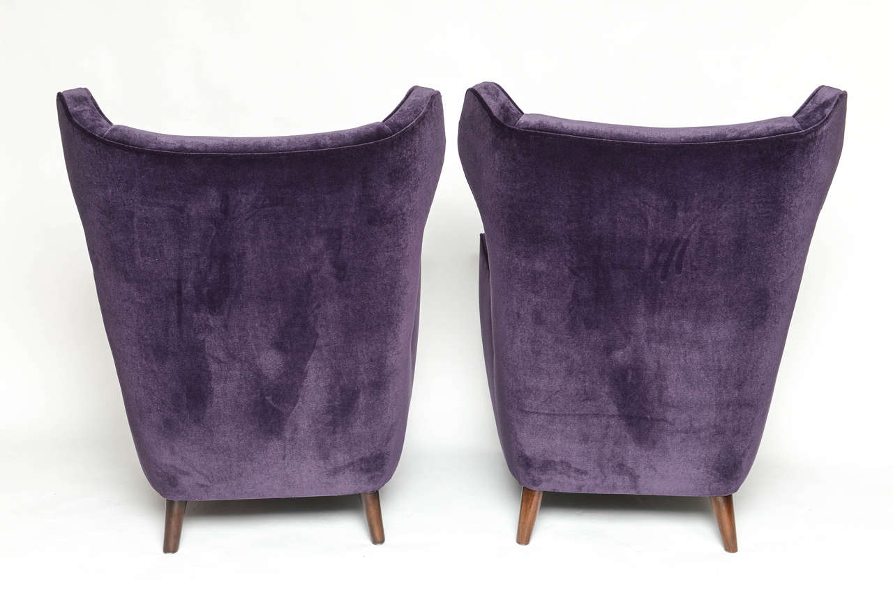 Pair of Wingback Armchairs in the Manner of Gio Ponti 2
