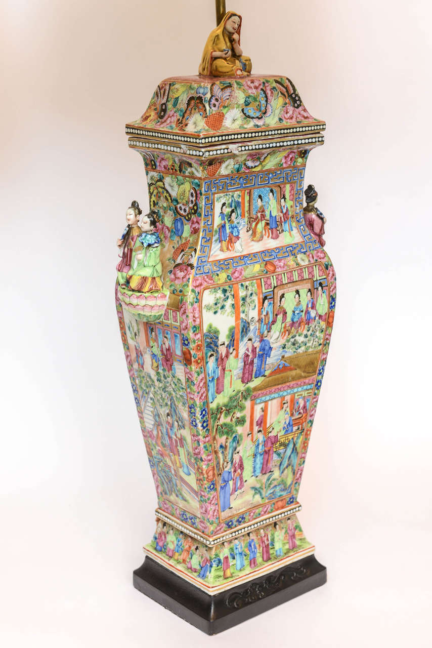 19th Century Vey Fine and Presentful Pair of Chinese Canton Covered Vase Lamps For Sale