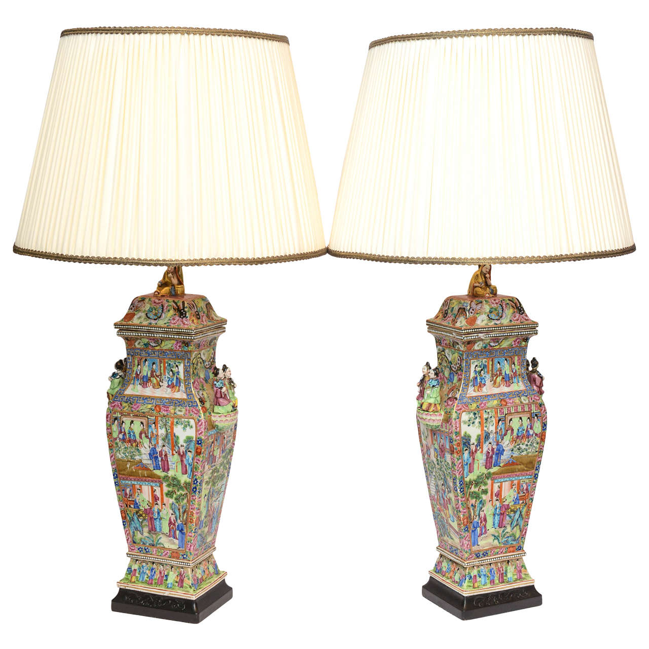 Vey Fine and Presentful Pair of Chinese Canton Covered Vase Lamps For Sale