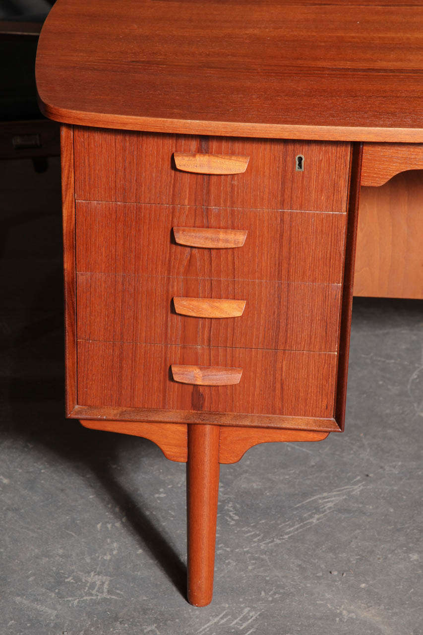 Mid-20th Century Danish Modern Atomic Era Teak Bullet-Shaped Desk