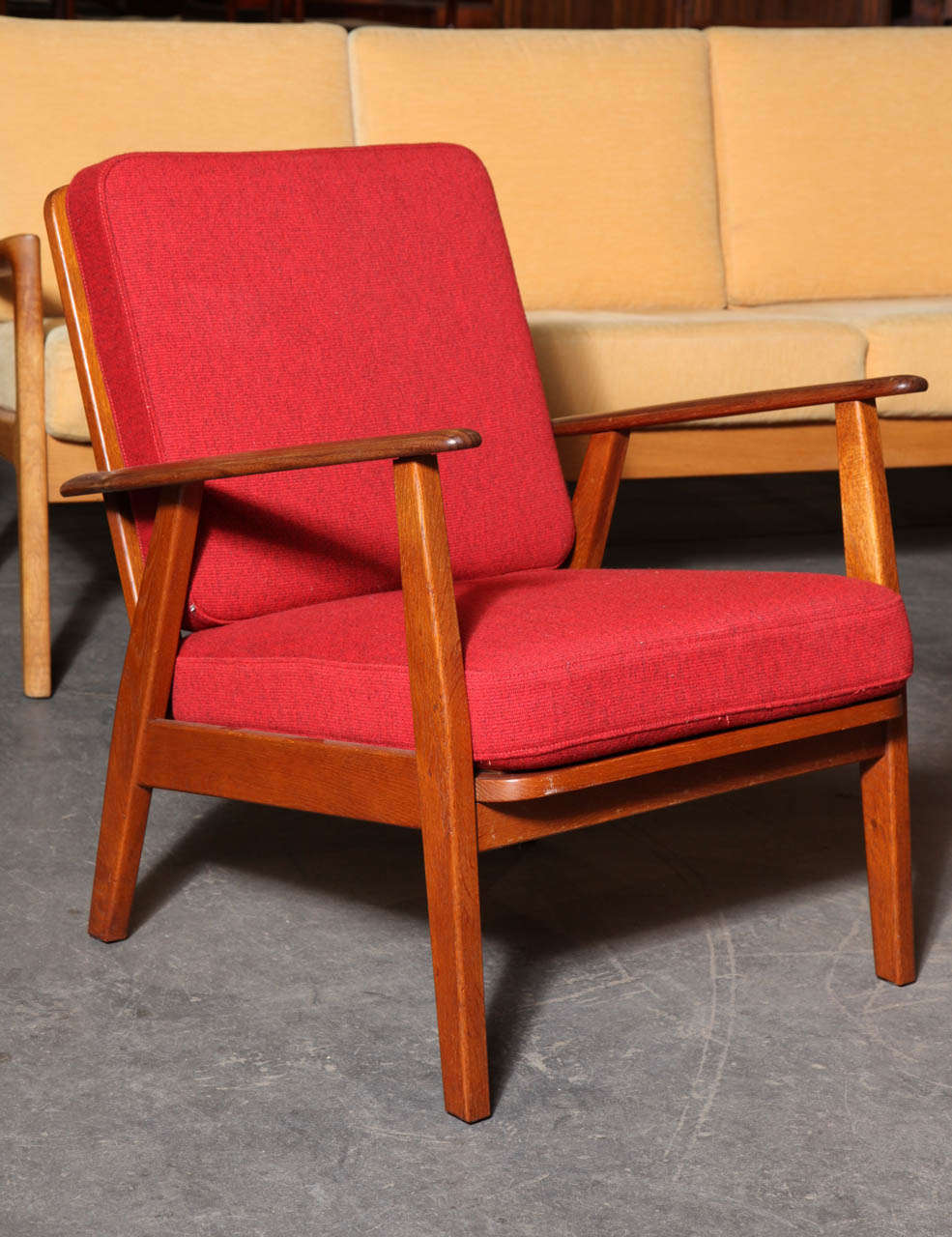 Scandinavian Modern Pair of Teak and Red Danish Modern Lounge Chairs