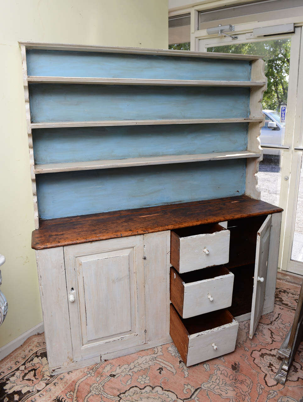 19th Century Welsh Kitchen Dresser In Good Condition In West Palm Beach, FL