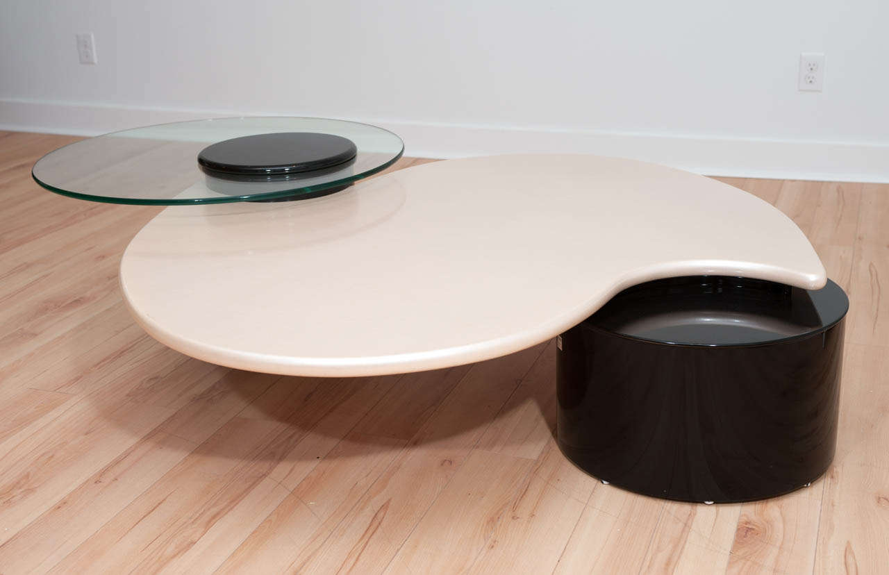 Organic Form Coffee Table by Rougier In Good Condition In Toronto, ON