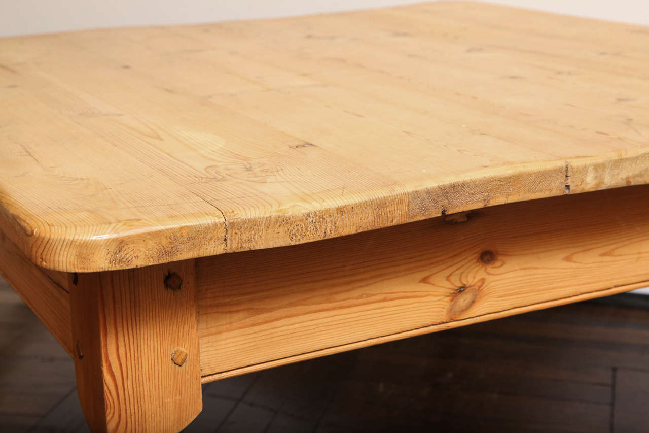Contemporary Low Pine Coffee Table with Turned Legs