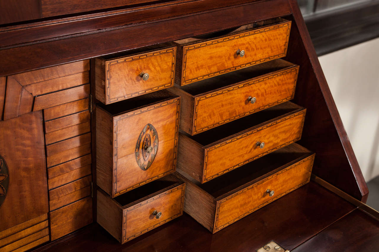 XVIII secolo Fine secretaire danese Luigi XVI in vendita