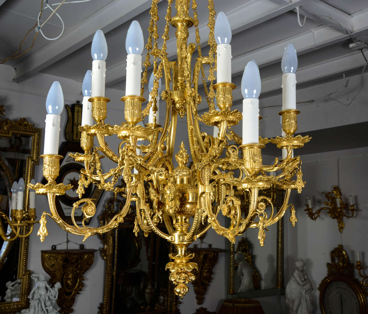 Elegant Louis XVI Style Gilded Bronze Chandelier For Sale 5