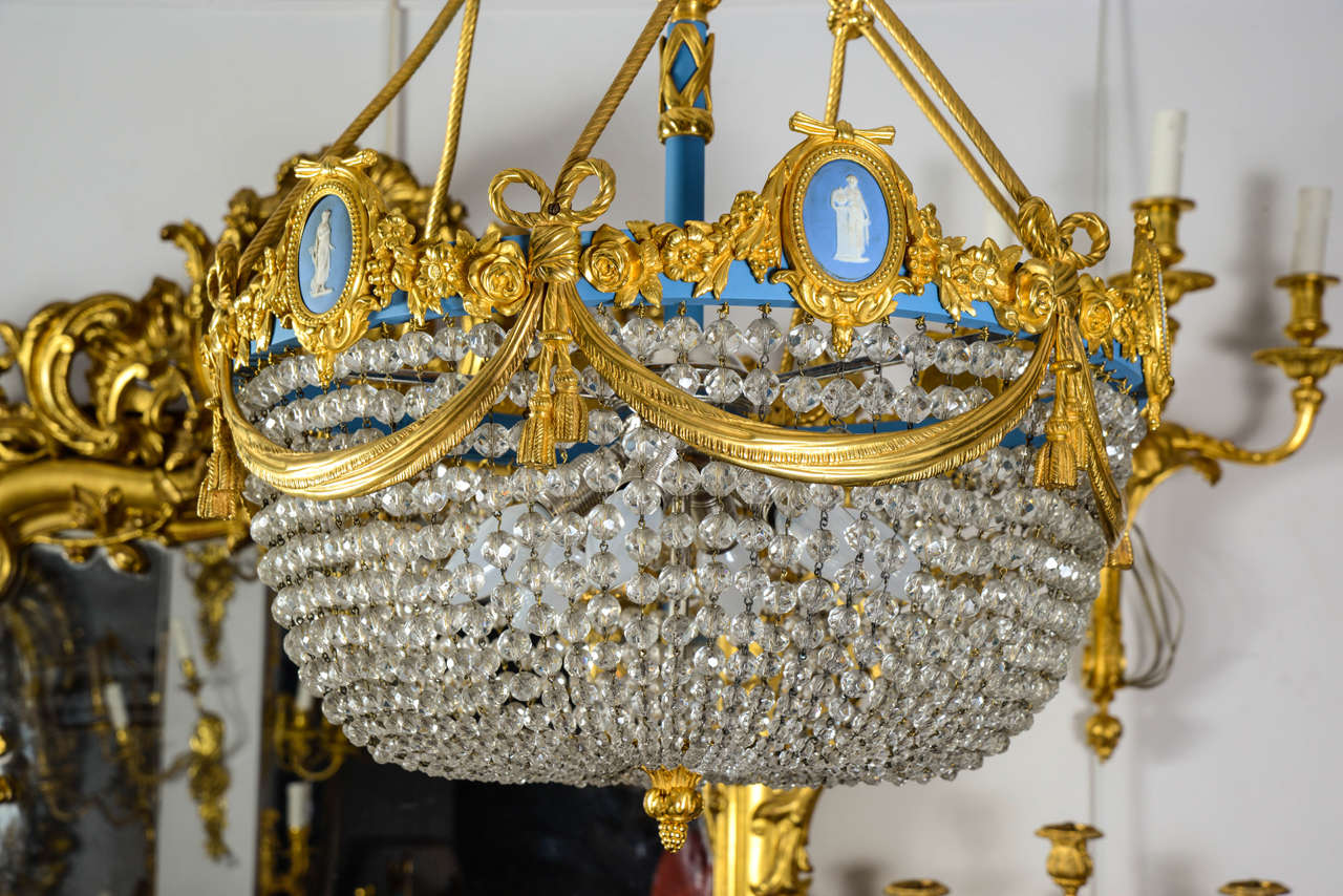 European Inusual chandelier decorated with Wedgwood medails For Sale