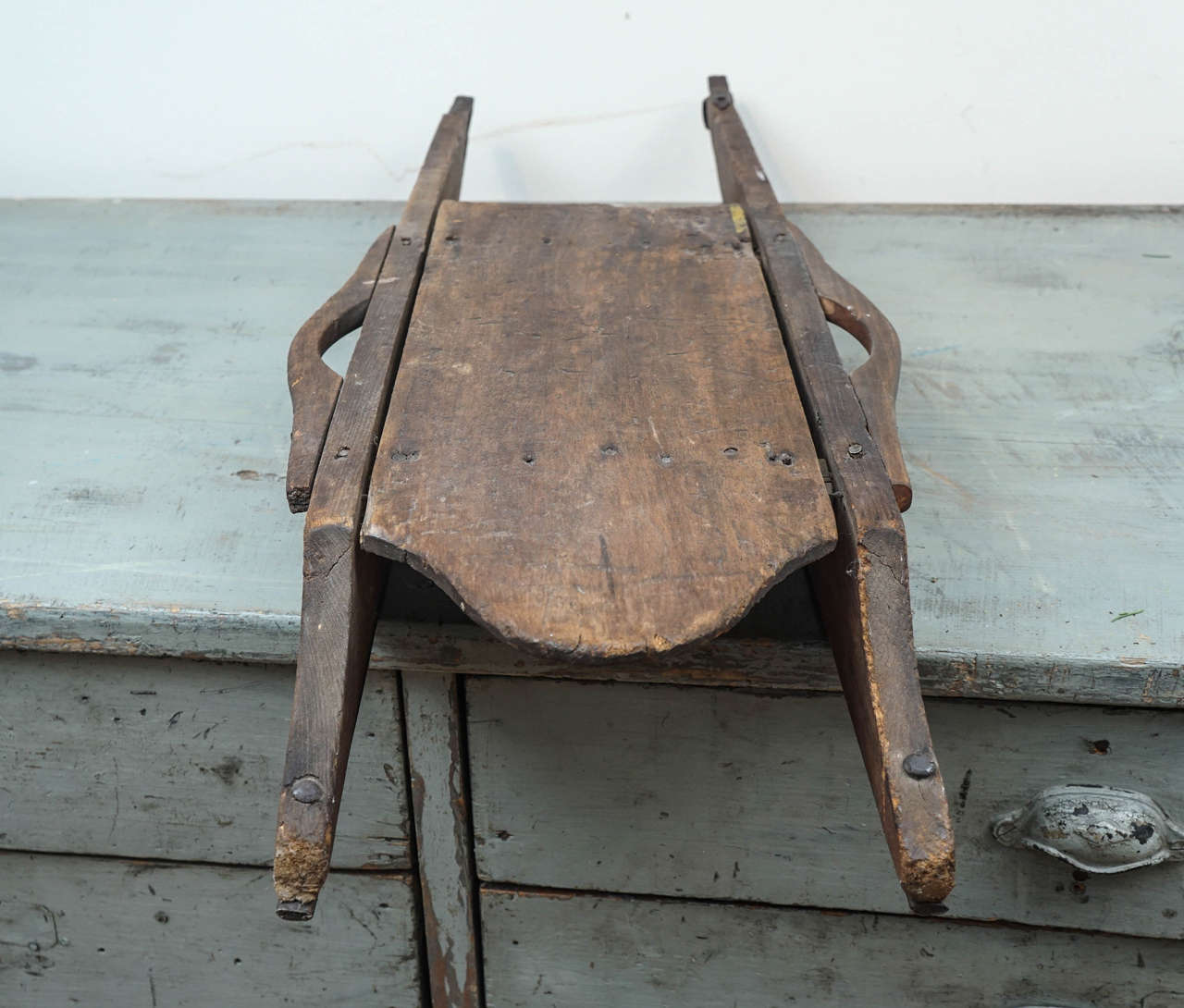 American Wooden Antique Sled 2