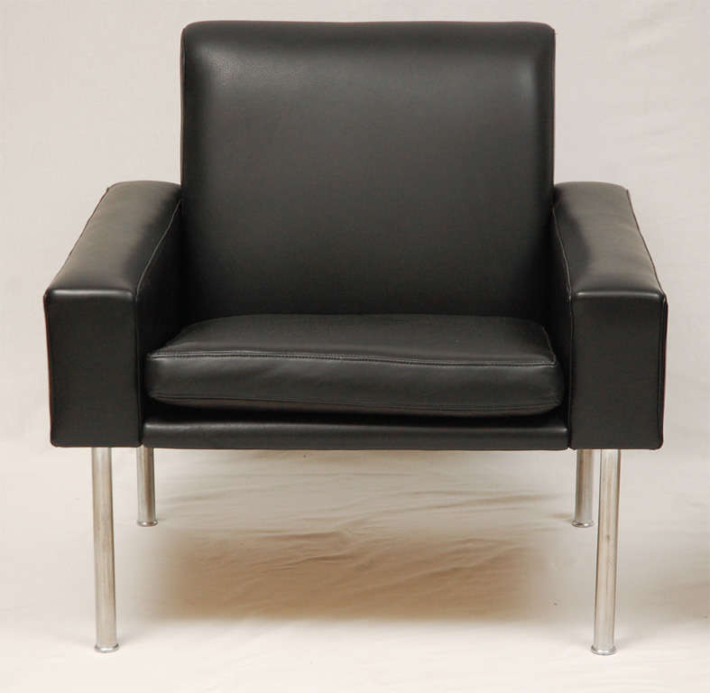 Pair of Hans Wegner AP-34 Armchairs