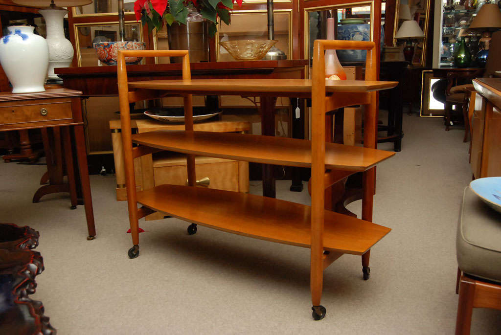 Three tier birch wood trolley In Good Condition In Hudson, NY
