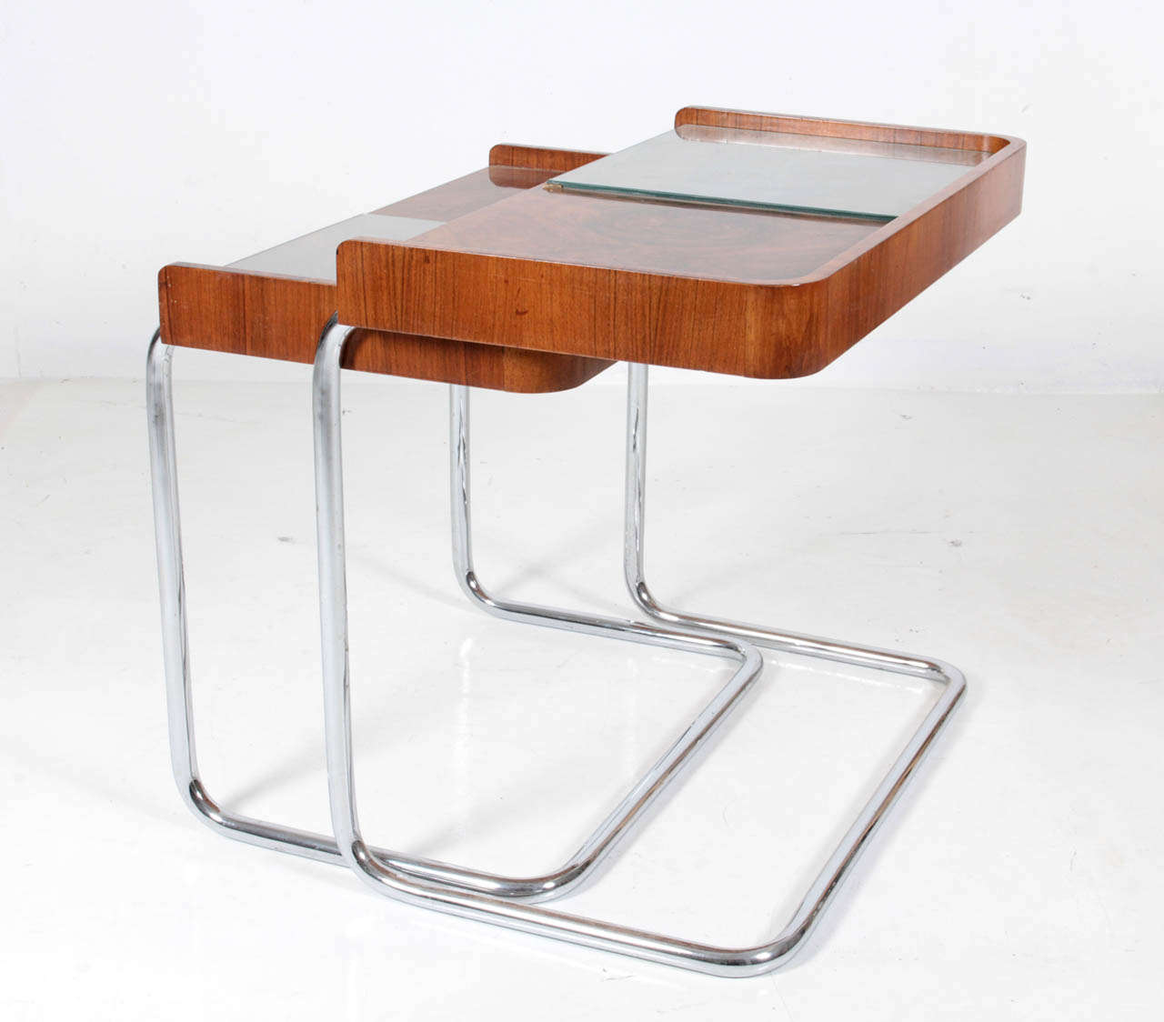 Bauhaus / Thonet  Nesting Tables c. 1930 In Excellent Condition For Sale In New York, NY