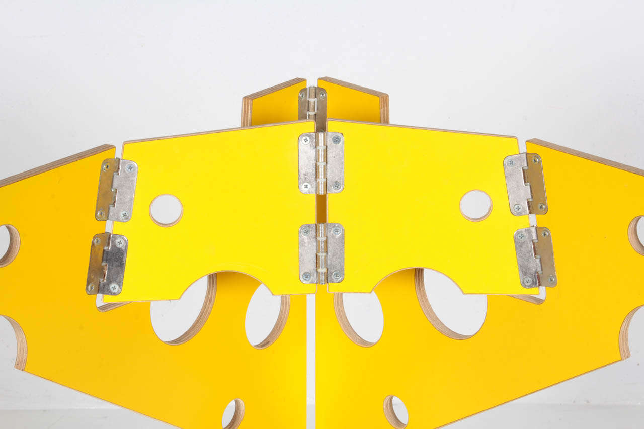 Werner Schmidt chaise pliante triangulaire « fromage suisse » « Flatstuhl » 1991 Excellent état - En vente à New York, NY