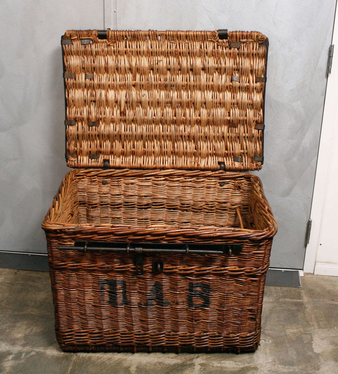 Wicker Trunk with Iron Fittings, Hinges & Lock In Good Condition In Culver City, CA