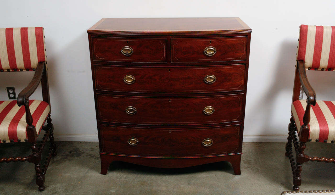 Late Mahogony Bow Front Chest of Drawers For Sale at 1stdibs