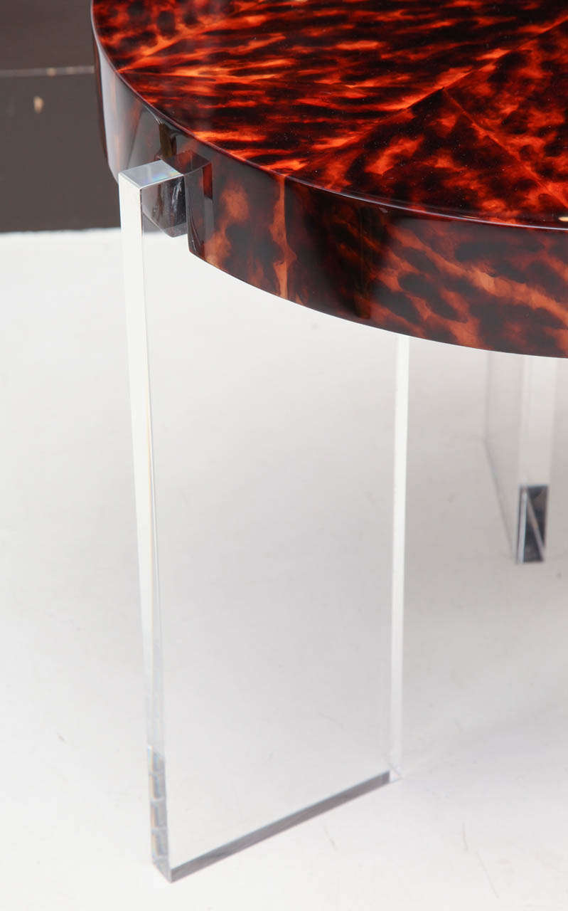 Liz O'Brien Editions Sam Table in Faux Tortoiseshell Finish In Excellent Condition In New York, NY