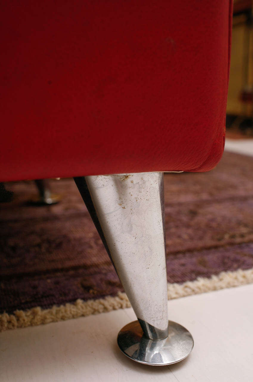 Vintage Red Leather Tufted Bench In Excellent Condition In Santa Monica, CA