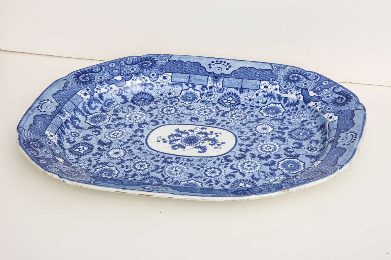 19th Century An early 19th century English Platter