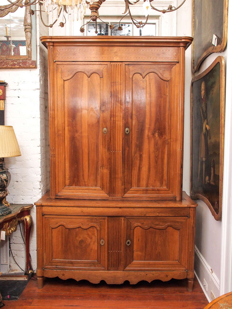 French cherry buffet Aux Du Corps with a grand width base and secretary inside. There are Provençal decoration like small hearts inlaid where there were knots in the wood.