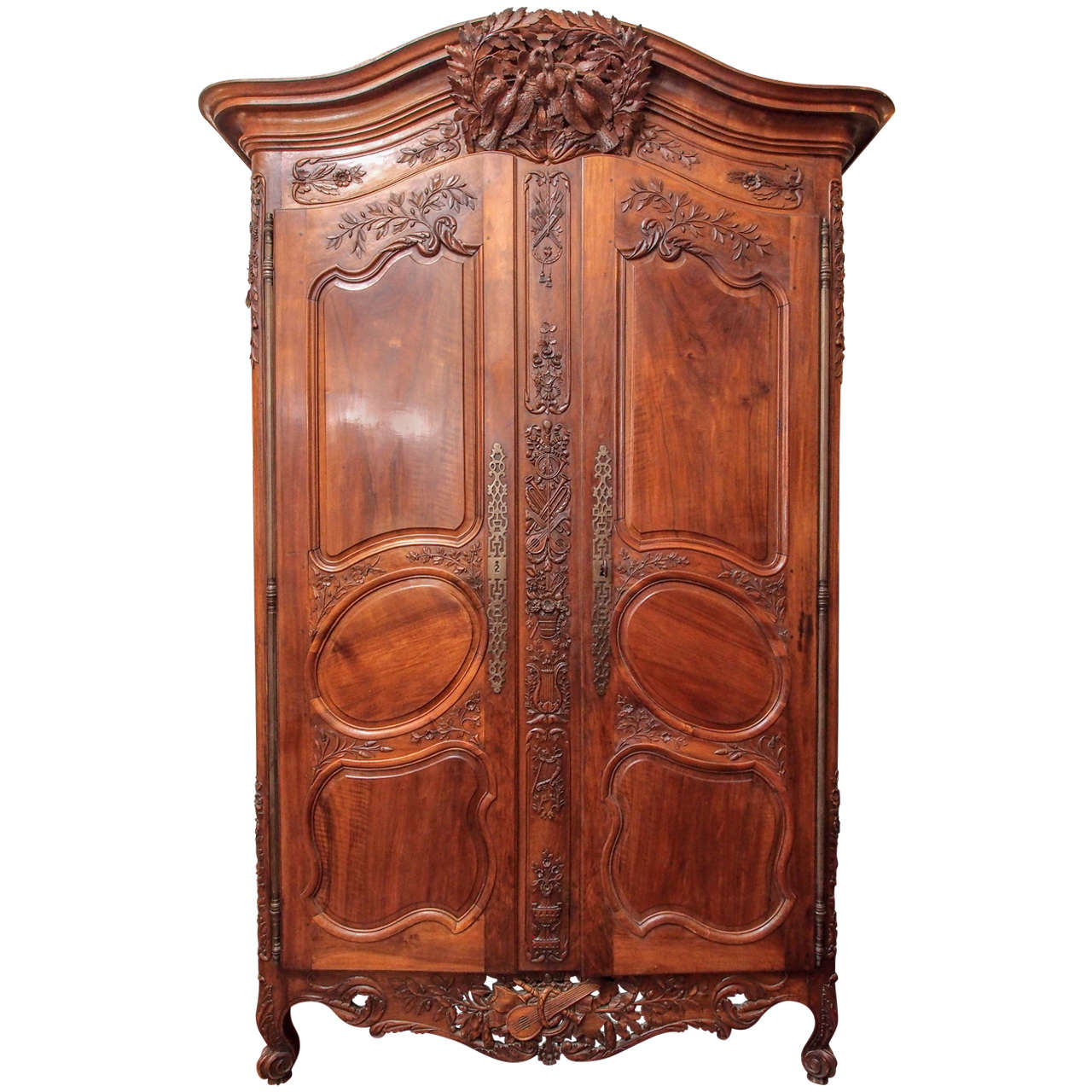 Antique & Vintage Wardrobes and Armoires For Sale in New Orleans Near Me