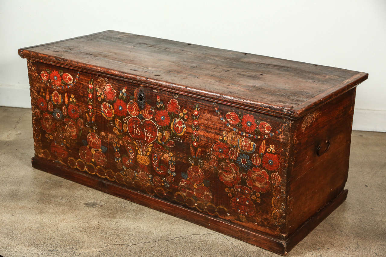 19th Century Hispano Moresque Painted Dowry Chest 1