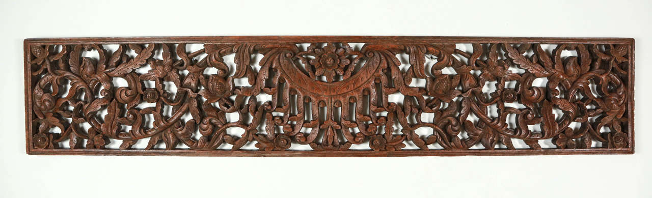 Incredible Asian hand-carved wood panel relief. This carved architectural piece can be displayed either vertically or horizontally. This architectural wooden piece comes probably from a temple.

Mosaik provides Antiques, Art Deco, Moorish style,