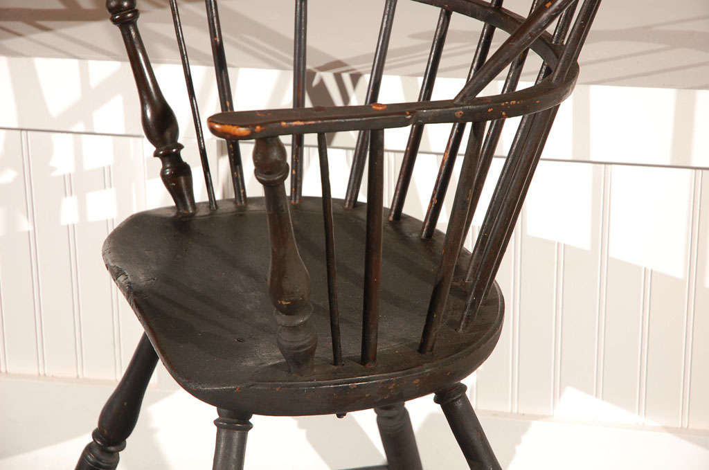 American 18thc New England Hoop Back Windsor Chair In Original Dk.surface