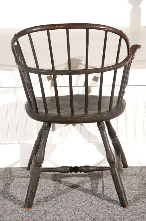 18thc New England Hoop Back Windsor Chair In Original Dk.surface 2