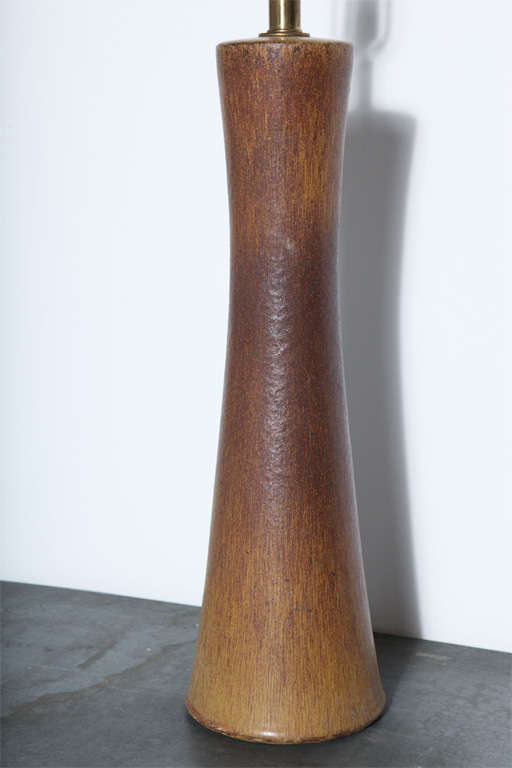 Mid-20th Century Substantial Lee Rosen for Design Technics Series 3300 Brown Pottery Table Lamp For Sale