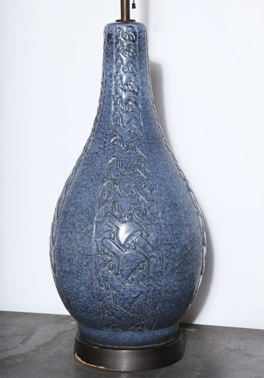 Substantial Michael Andersen and Son Textured Blue Ceramic Table Lamp. Featuring an organic gourd shape form. Ceramic glazed and incised with floral motif, accentuated with Black highlights against Deep French Blue, Deep Sky Blue, Evening Sky Blue