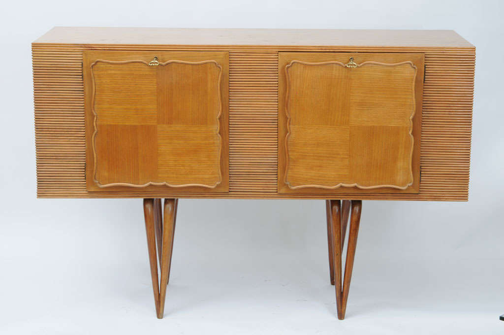 Art Deco Style Italian Wooden Cabinet, Sideboard with Tapered Legs In Good Condition In Miami, FL