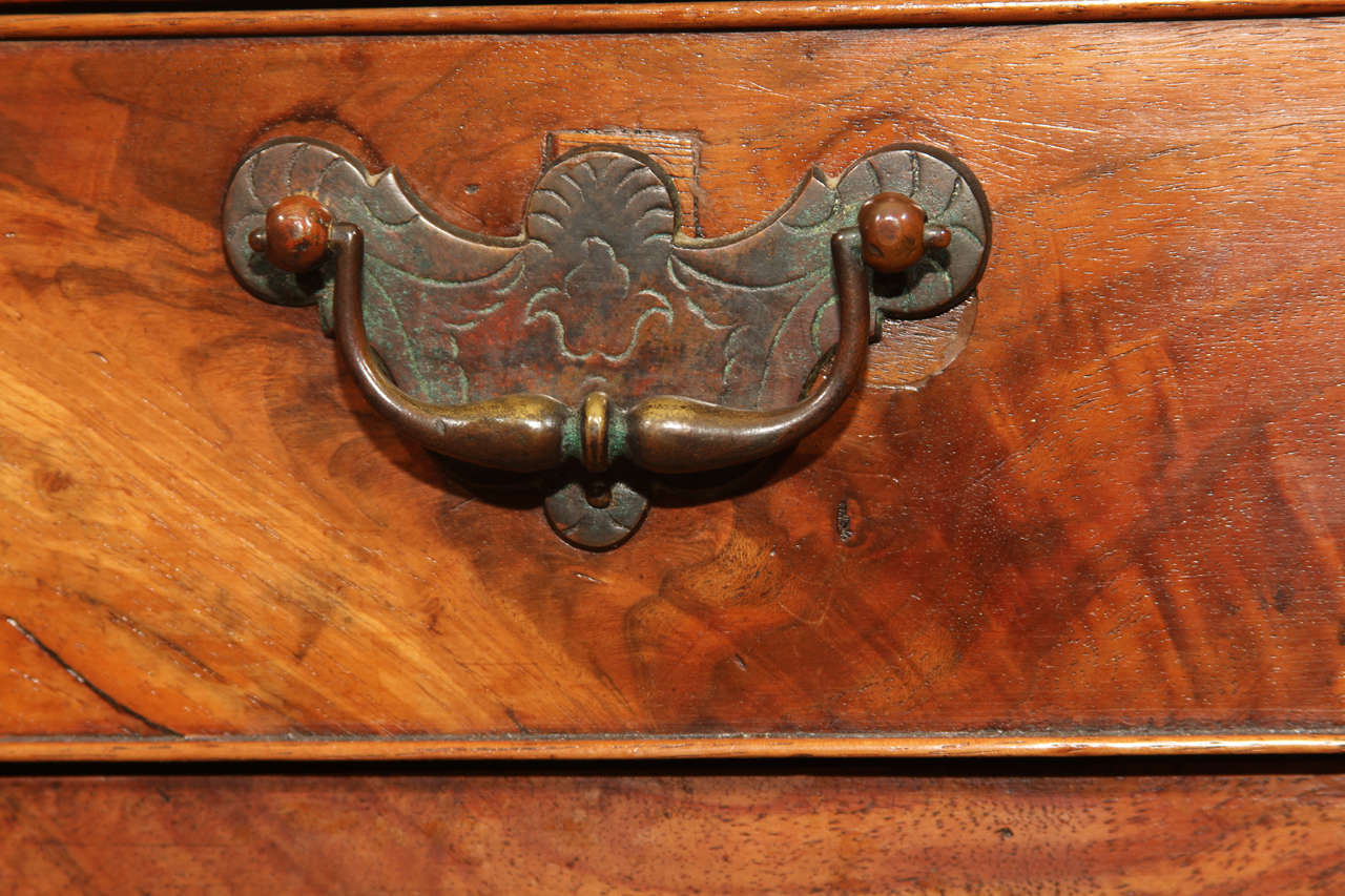 18th Century and Earlier English Chippendale Chest of Drawers For Sale