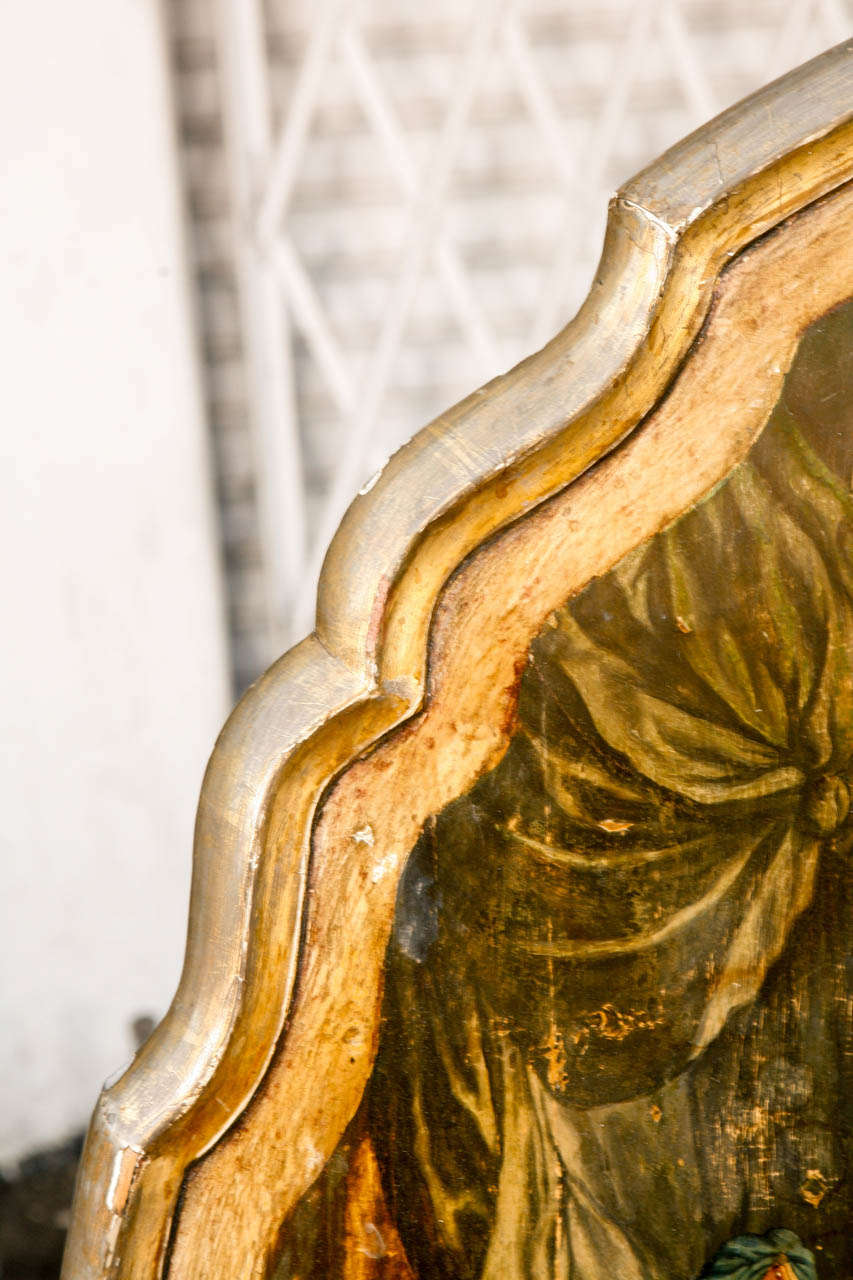 Legno dorato Tavolo ribaltabile in legno d'orato italiano del XVIII secolo dipinto a mano in vendita