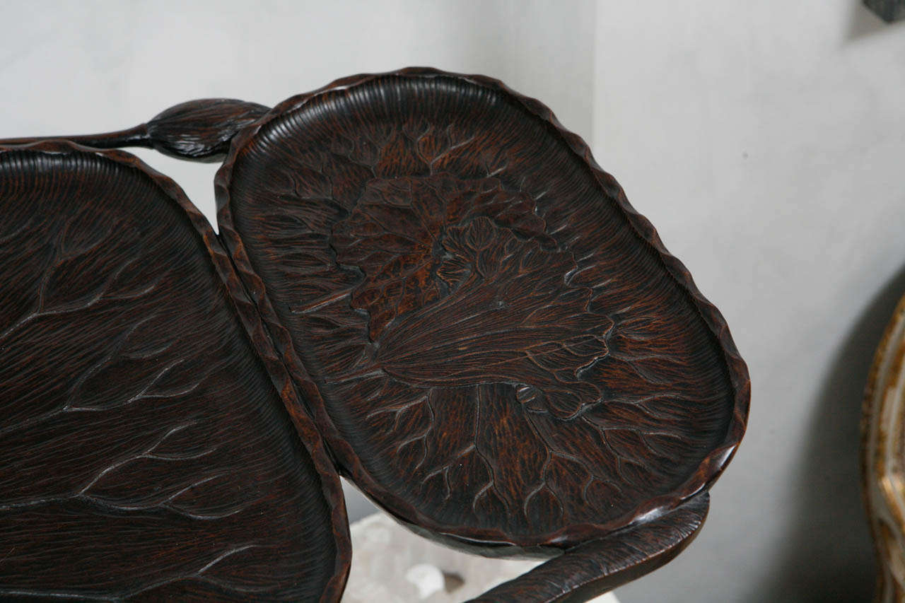 19th Century Japanese Walnut Tray on Stand For Sale 2