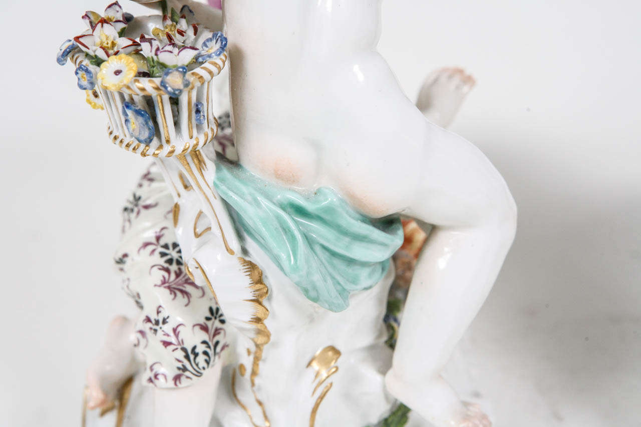 Pair of 19th Century French Porcelain Figures For Sale 6