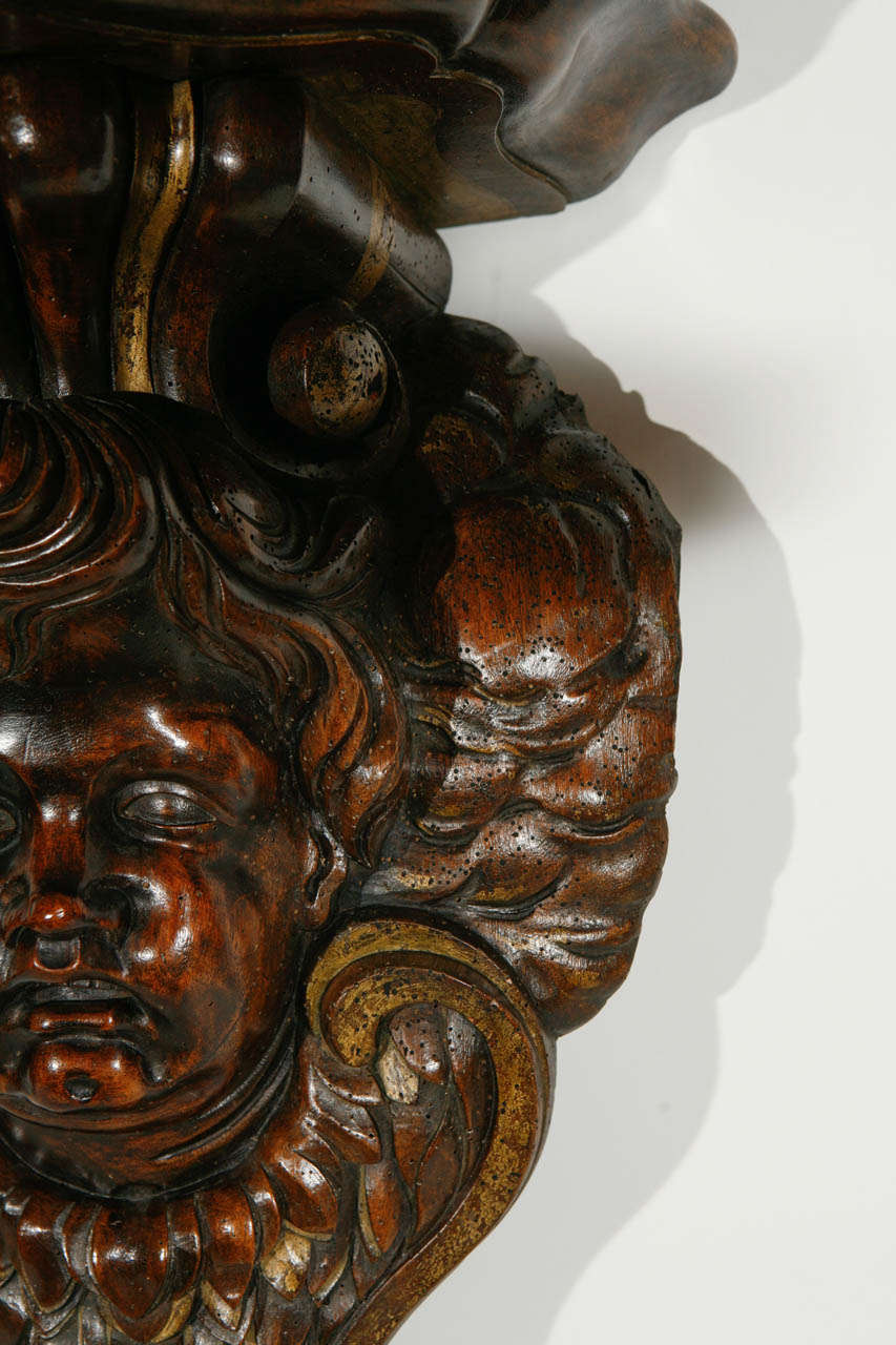 19th Century Italian Carved Cherub in Walnut Wall-Mounted Console For Sale 3