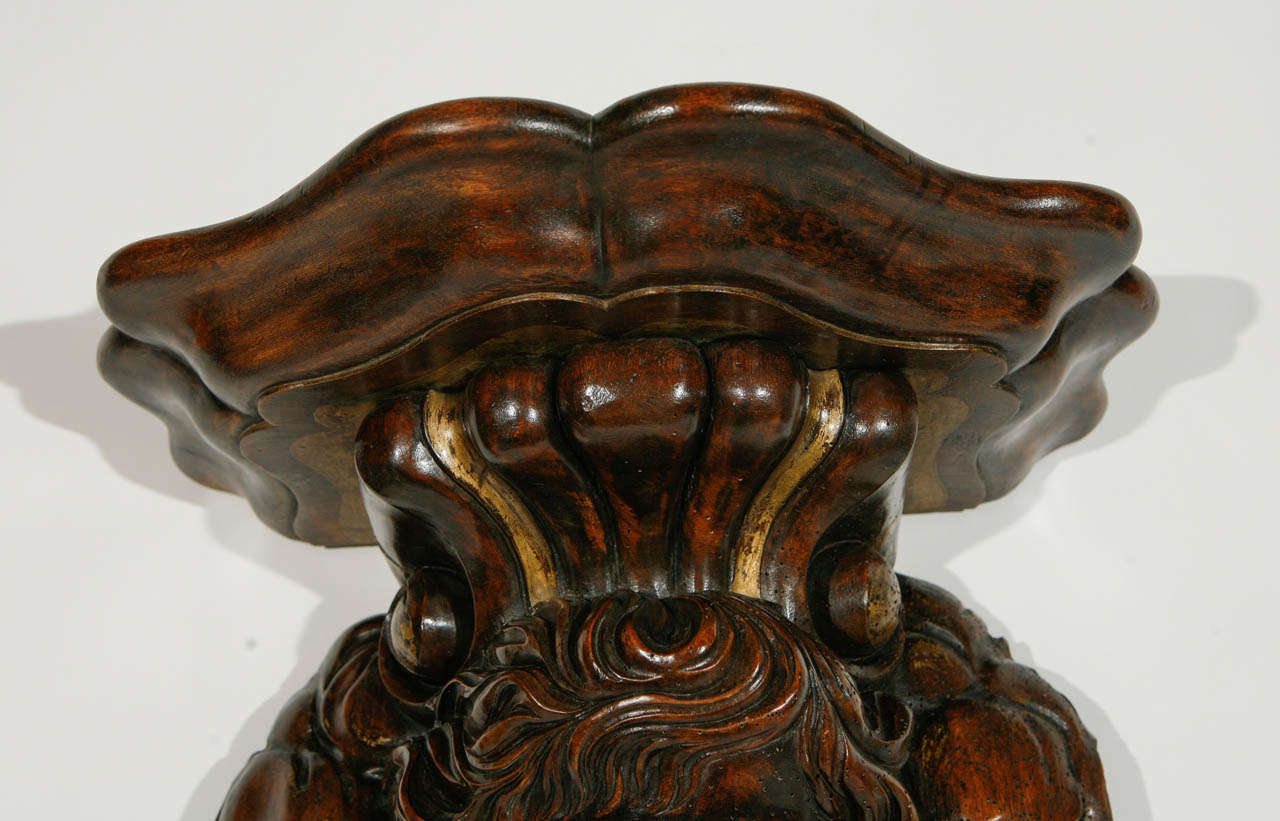 19th Century Italian Carved Cherub in Walnut Wall-Mounted Console For Sale 4