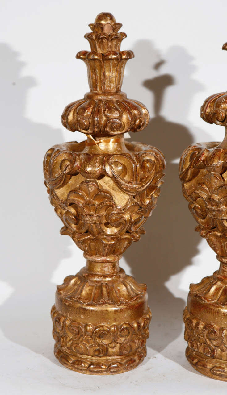 Carved 18th Century Pair of Italian Giltwood Fragments For Sale