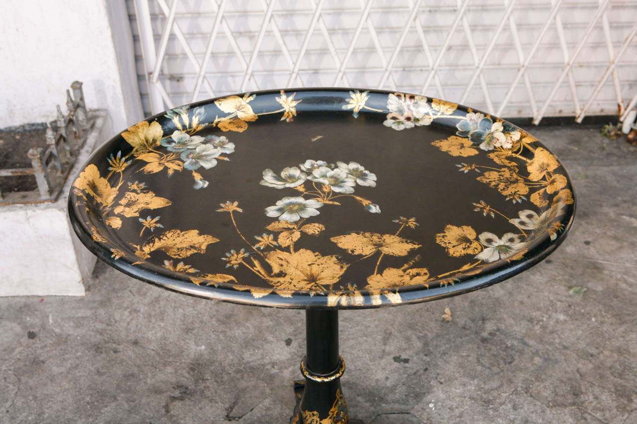 19. Jahrhundert Französisch Pappmaché Flip-Top-Tablett Tisch im Zustand „Gut“ im Angebot in Los Angeles, CA