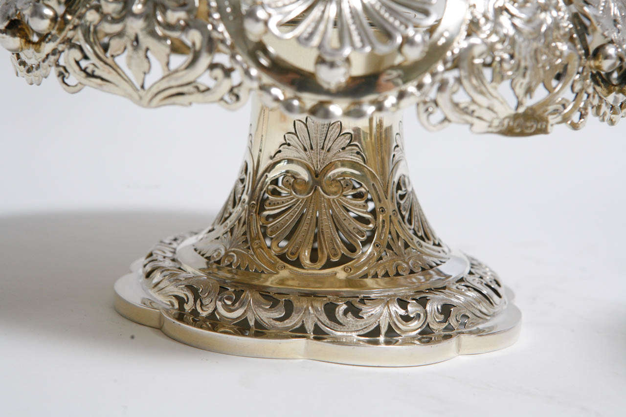 Pair of 18th Century English Sterling Compotes For Sale at 1stDibs