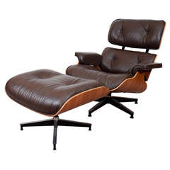 Eames 670/671 Lounge Chair and Ottoman in Walnut and Leather