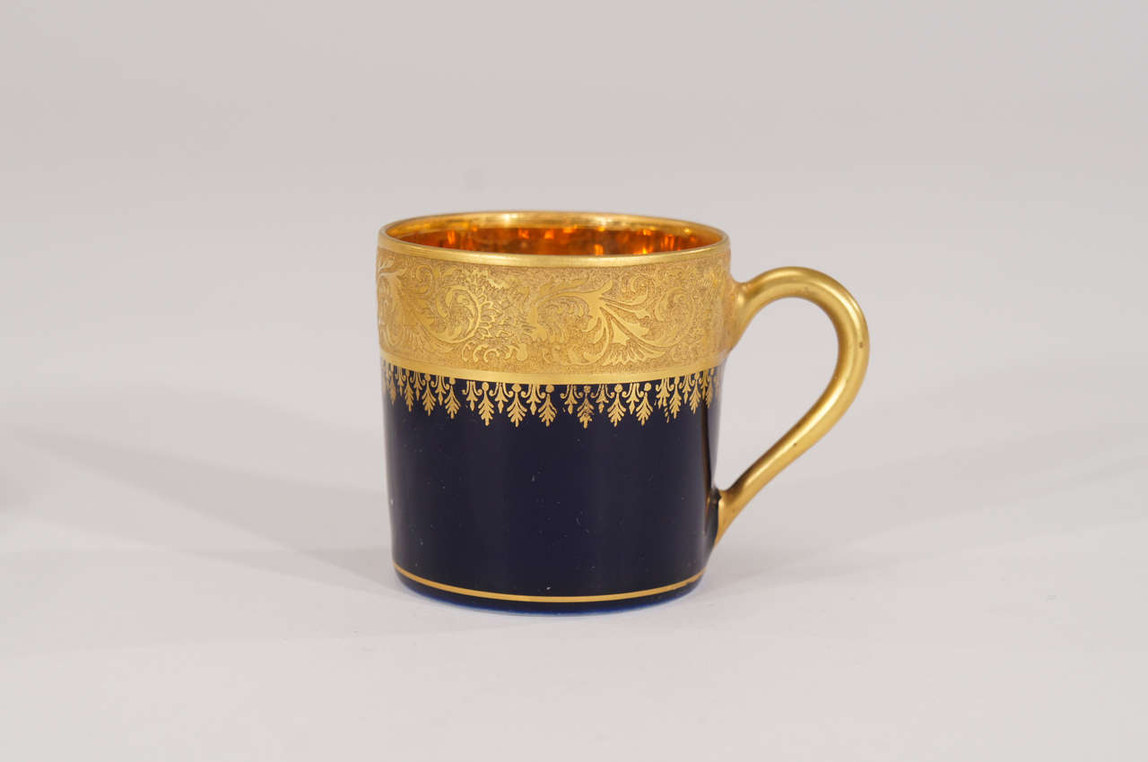 Porcelain Limoges Gold Encrusted Presentation Demi-tasses Boxed Set for 6