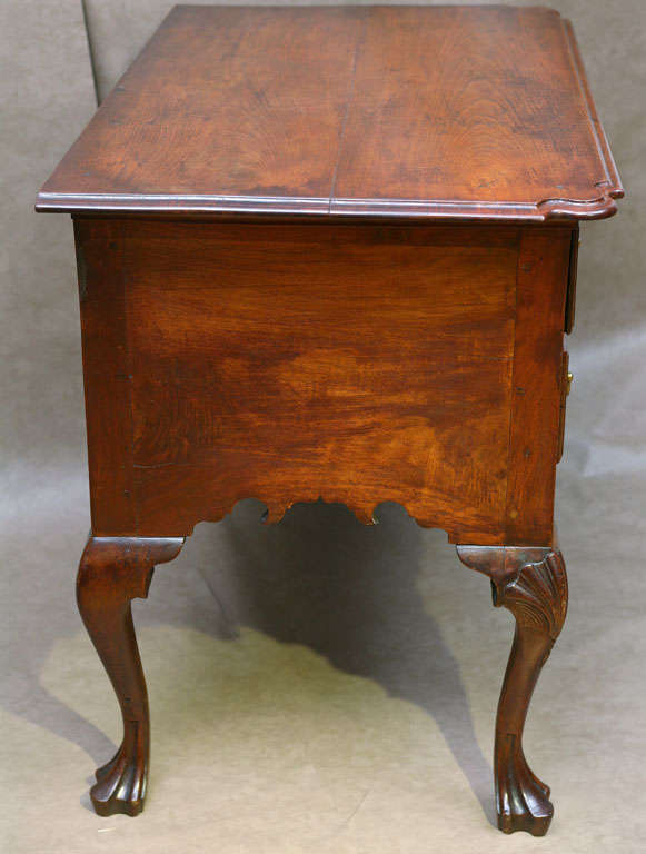 American 18th Century Walnut Lowboy / Dressing Table, Ca. 1760 1