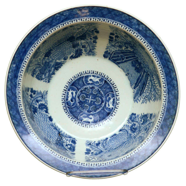 Large Chinese Fitzhugh Blue and White Bowl
