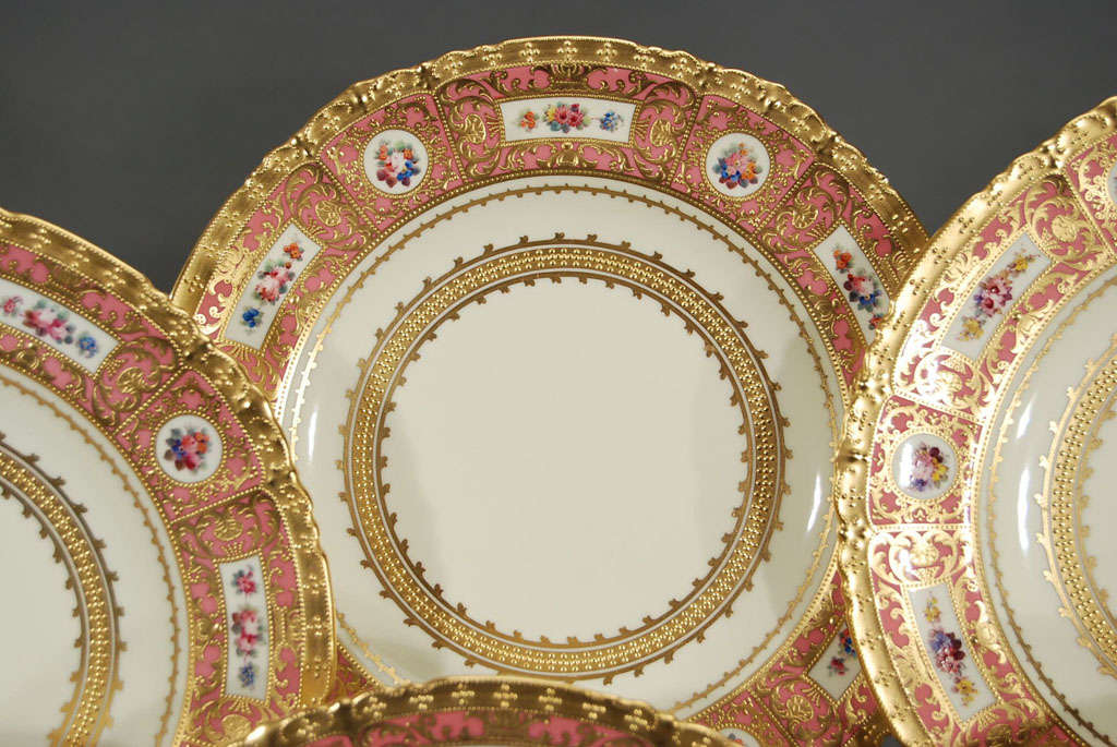 Gilt 12 Royal Crown Hand Painted Dinner Plates W/ Raised Gold Made for Tiffany For Sale