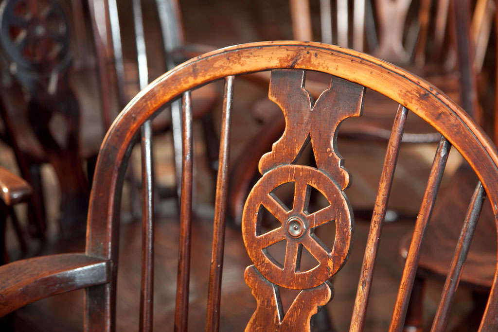 Set of 6 Antique English Wheelback Windsor Chairs 2