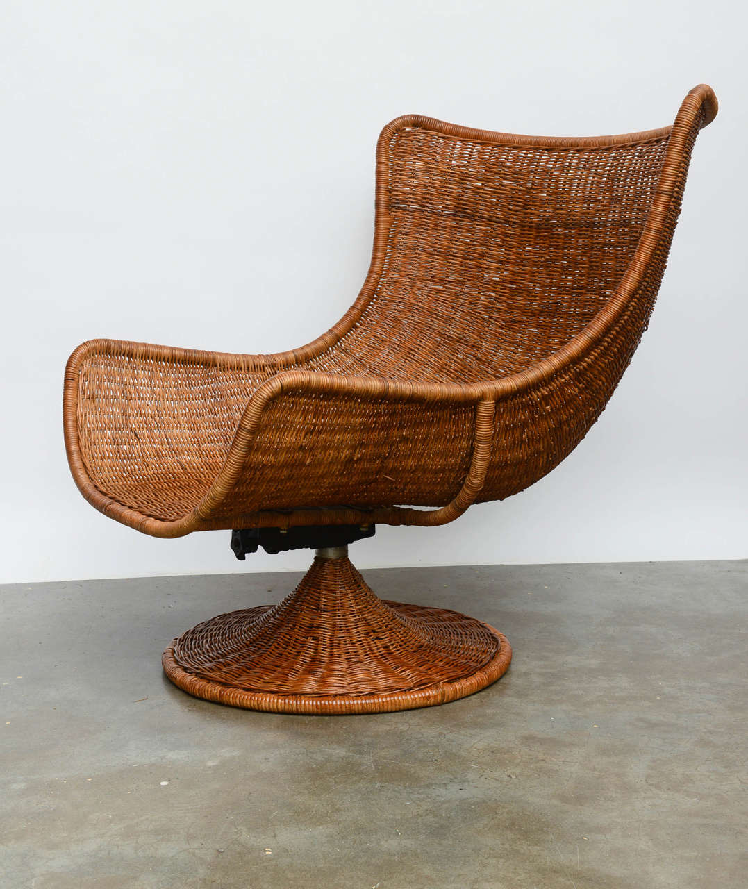 Mid-Century Modern Moderne Wicker Chair
