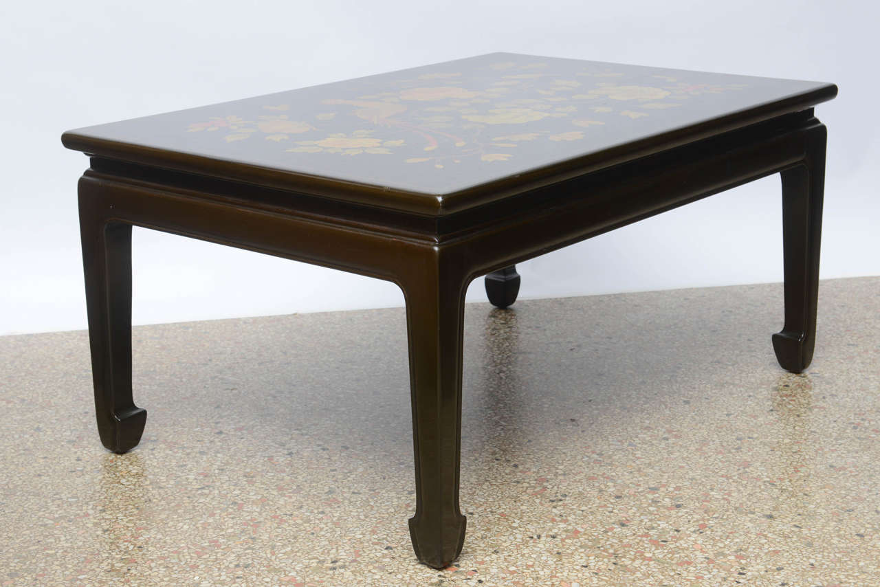 Chinese Low Lacquered Table, Hand-Decorated, 20th Century In Good Condition In West Palm Beach, FL