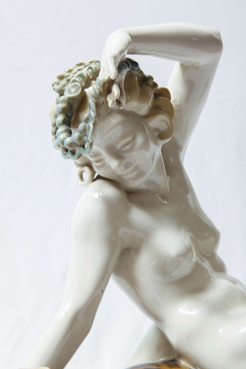 Karl Tutter für Hutschenreuther – Porzellanfigur (Polychromiert)