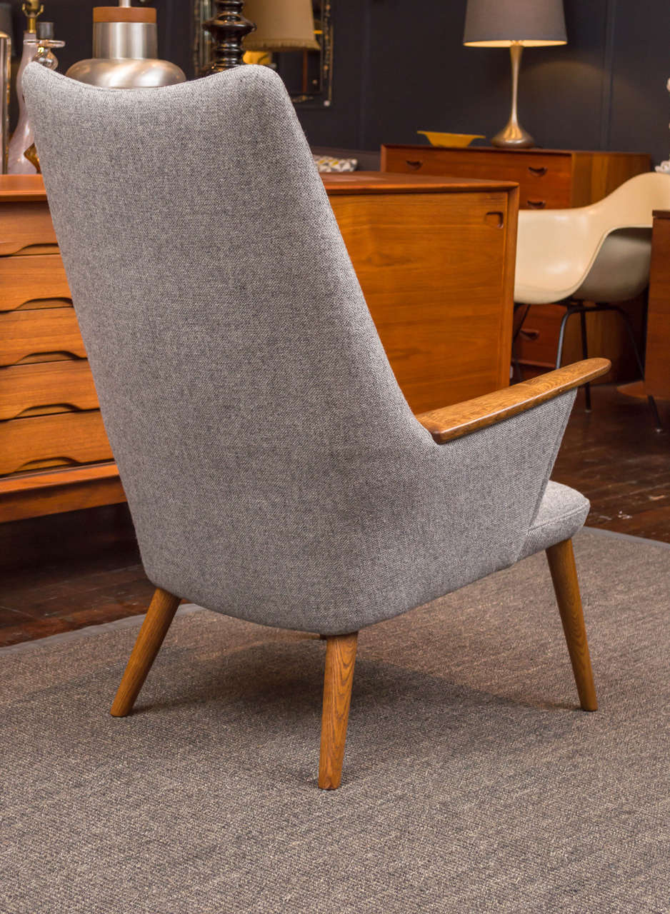 Mid-Century Modern Hans Wegner AP-27 Lounge Chair