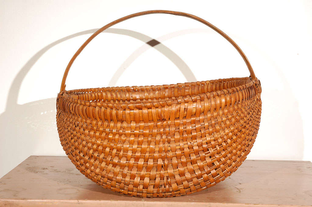 American 19thc Extra Large& Rare  Buttocks Basket From Pennsylvania